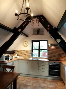 Cosy rural barn conversion, riverside location - Image 2
