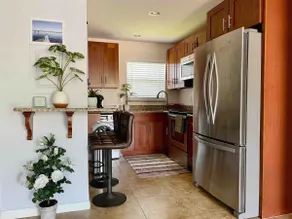 Beautiful, safe, cozy apartment. Central Naples. - Image 5