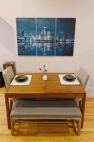 Bold Ukrainian Village 2 Bedroom w/Garage Parking - Image 5