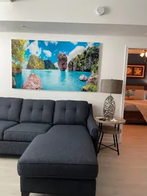 Condo *Luxurious Resort- Style* & garage parking - Image 2