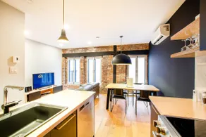SP301 – Les Lofts St-Pierre – By Les Lofts Vieux-QC - Image 2