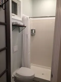 Mini Bnb: private unit + patio - Image 5