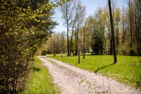 Secluded home away - Image 2