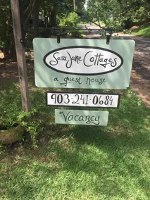 Sara Jane Cottages in Historic Jefferson Texas - Image 4