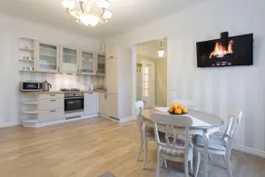 Cozy apartment with 2 bedrooms in city center - Image 2