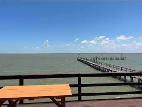 Catchy 2bed/1Bath Water Front View - Image 4