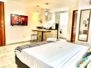 Ideal location to visit Tayrona or Minca - Image 2