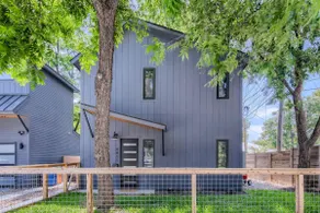 Modern 1 bed 1.5 bath with yard in Hyde Park - Image 2