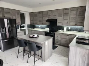 Luxurious Living @ The Falls•3000sq•PingPong&Wine - Image 5