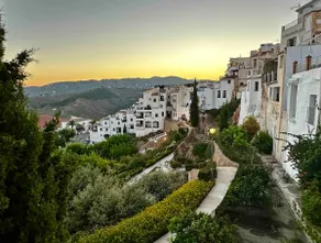Artist’s House with Terrace & Views | Old Town - Image 5