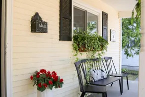 Renovated in-town house near beach and downtown! - Image 4