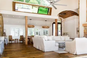 Beautiful Lake Travis Waterfront Retreat - Image 2