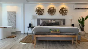 Bohemian I King Bed Suite with Private heater pool - Image 2