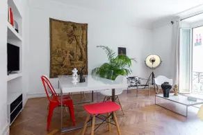 3-Brd Apt in trendy neighborhood - Image 5