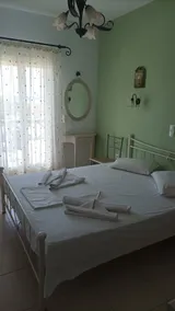 2-person floor studio in a residential complex - Image 2