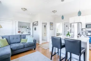 Stroll to Meyers Lake, Airy Two Bedroom Guesthouse - Image 3