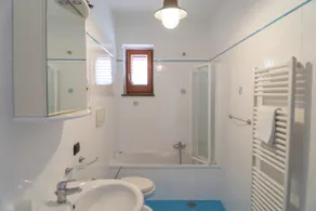 Apartment  with Sea View and Pool - Image 5