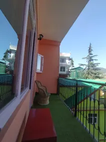 Deluxe homestay Apt. with Kitchen in Shimla - Image 5