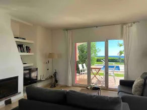DELIGHTFUL APARTMENT ON THE SEA - Image 2