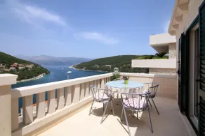 Apartment Maestral, Pucisca ,Island Brac - Image 2