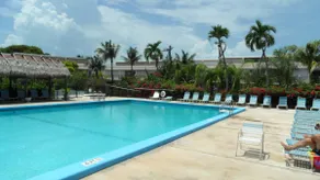 5-Star Sandy Beach Sunsets & Pool in Best Location - Image 5