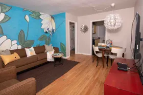 Awesome duplex in the heart of the city - Image 2