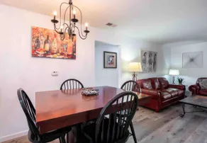 Cozy Corner 3 Bed/2 Bath Condo, No Stairs! - Image 5