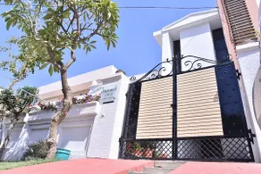 Little Palace - Image 4