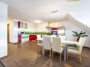 Superb Apartment - Image 3