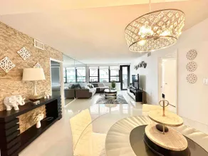 Oceanfront Miami Beach Condo / Balcony w/Atlantic Views / 2BR + Sofa Bed - Image 3