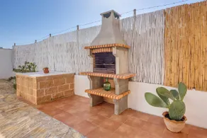 Casa vacanze 'Casa Mediterránea' con terrazza, vasca idromassaggio e aria condizionata - Image 3