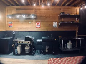 Isolated GLAMPING on the shore of Lake Winnipeg - Image 2