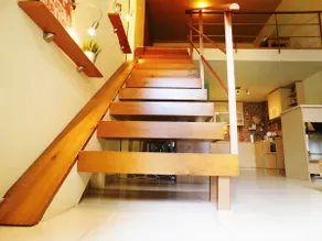 Spacious Loft 10' to the beach and the city center - Image 2