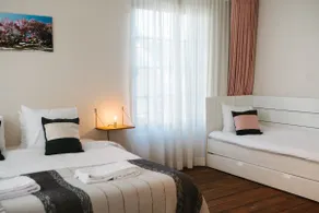 Exclusive: Charming Guesthouse in Ghent - Image 5