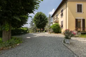 Beautiful House with view, green and peace - Image 2