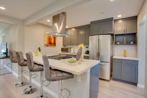 16 Guests, 5BR 8 Beds 2 Kings/ Downtown/Gaslamp - Image 2