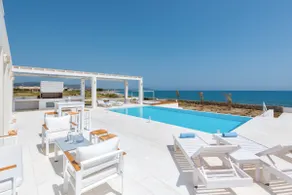 Nada Beachfront Villa - Image 2