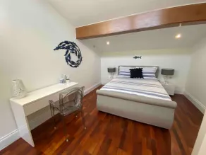 Beautiful Contemporary Beach Living - Image 4