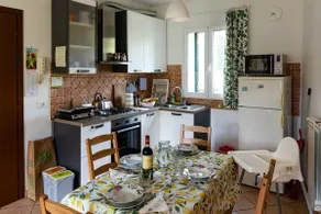 House with a view in Corsanico - Image 2