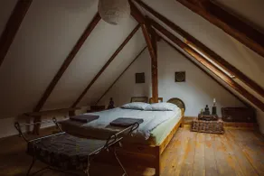 Enchanting antique cottage in the Polish forest - Image 3