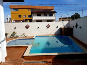 Beautiful beach house with pool and barbecue area - Image 3