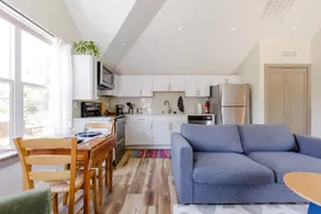 Denver/Berkeley private carriage house - Image 3