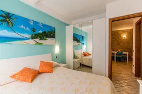 Sea front apartment - Image 5