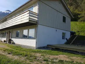 Sunny basement apartment in beautiful nature by Strynsvatn - Image 3