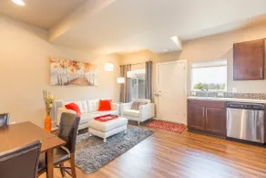 Webster Street Guest Suite - Image 2