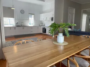 5 Bed 2 Bath Spacious Home, Abode on Kent - Image 2