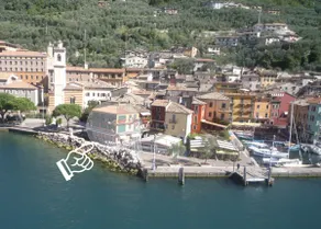 An exclusive lakefront escape in Castelletto - Image 2