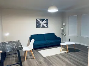Just like home, clean in great family friendly location - Image 3