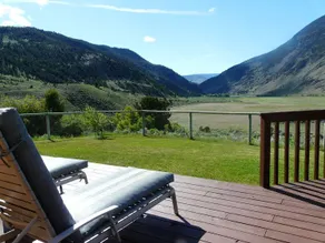 Yellowstone Vacation Home: Great Views! YNP 11 mi. - Image 4