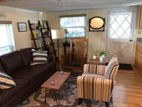 Holly Ridge Cottage - Image 3